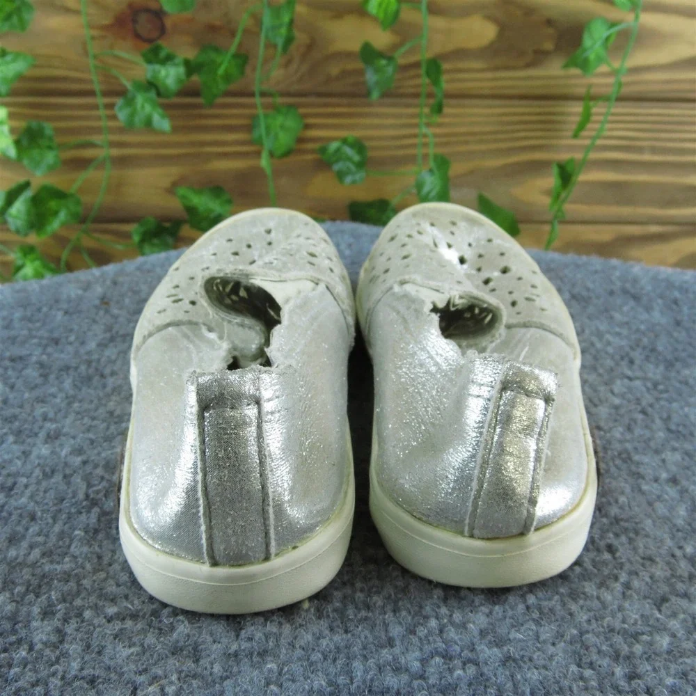 UGG Australia Youth Girls Flat Shoes Silver Textile Slip On Size 3‎ Medium